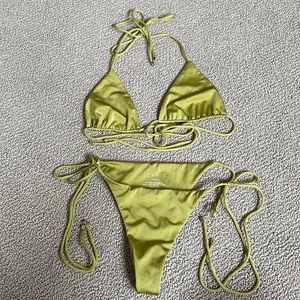 Sommer 2 Piece Bikini Green Swim Suit Size Medium
